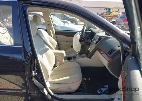 2012 Subaru Legacy 3.6R Limited из США, поврежденный, VIN 4S3BMDK65C2029671